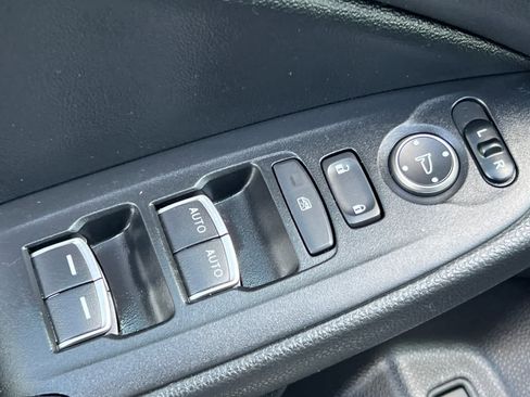 Used 2021 Honda Accord EX image 13