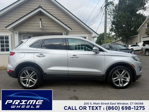Used 2017 Lincoln MKC Reserve AWD/4WD image 8