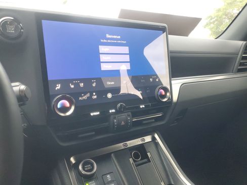 Certified 2024 Lexus GX 550 image 27