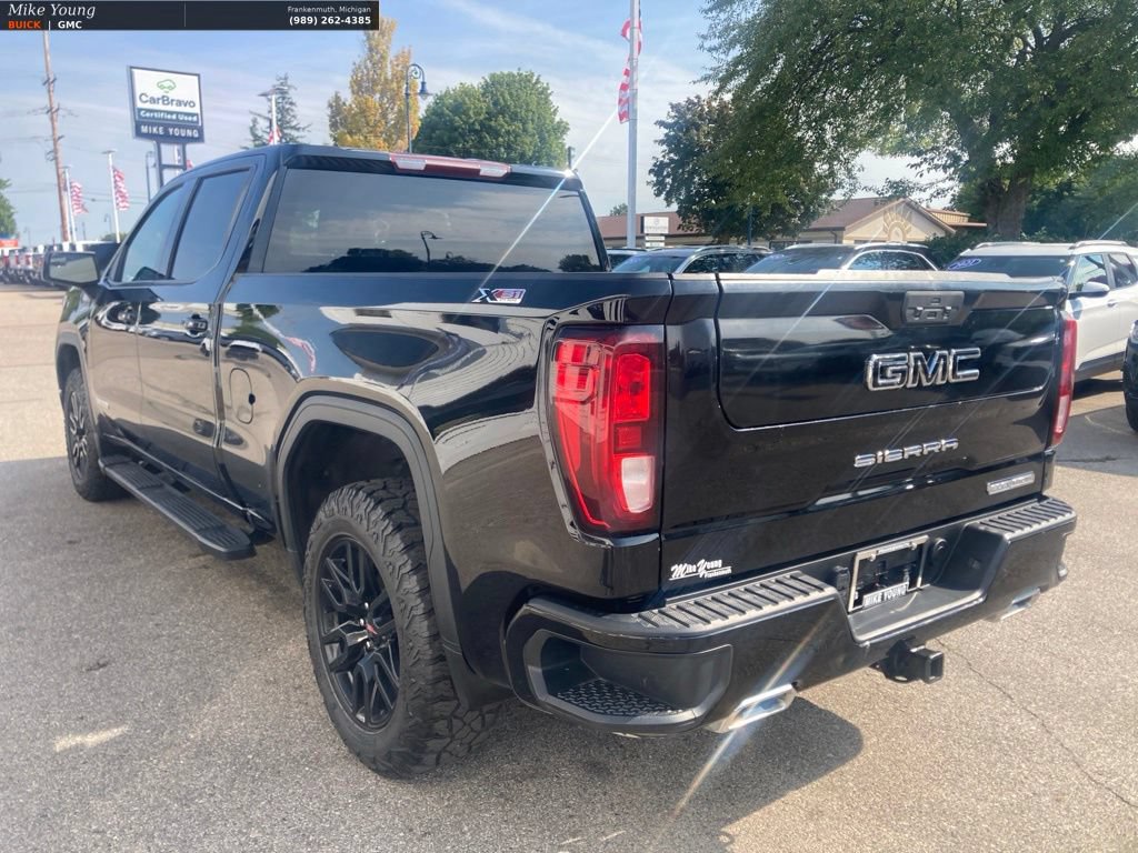 Used 2021 GMC Sierra 1500 Elevation w/ LPO, Elevation Black Package AWD/4WD image 7