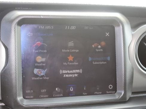 Used 2022 Jeep Wrangler Unlimited Sport AWD/4WD image 25