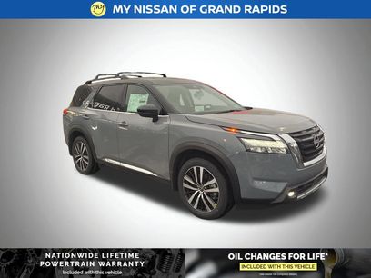 New 2025 Nissan Pathfinder Platinum