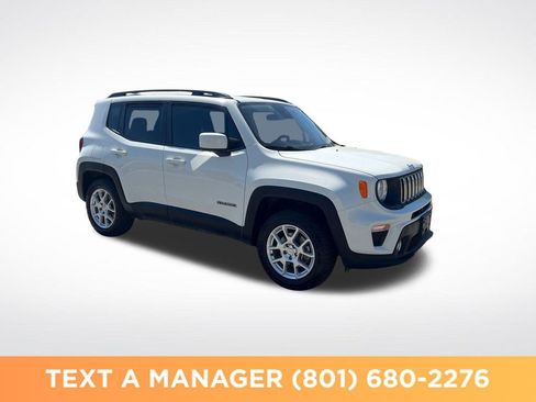 Used 2019 Jeep Renegade Latitude w/ Cold Weather Group AWD/4WD image 7