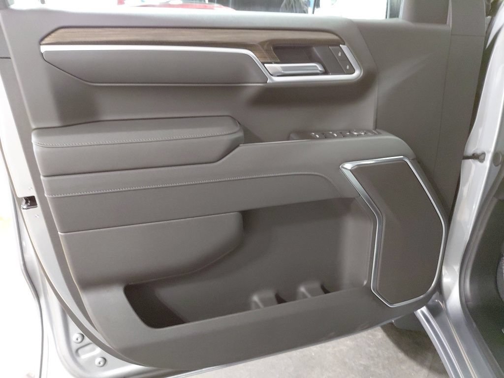 New 2026 Chevrolet Silverado 1500 RST AWD/4WD image 4