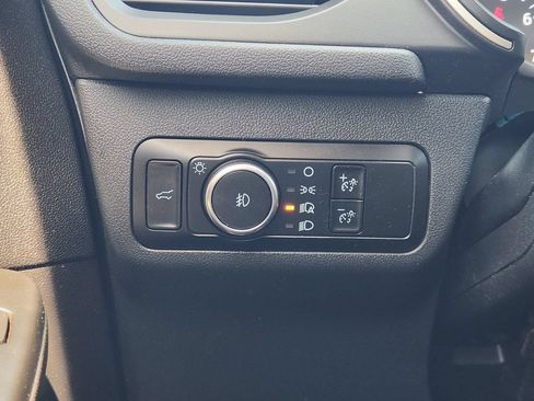 Used 2022 Ford Escape SEL FWD image 21