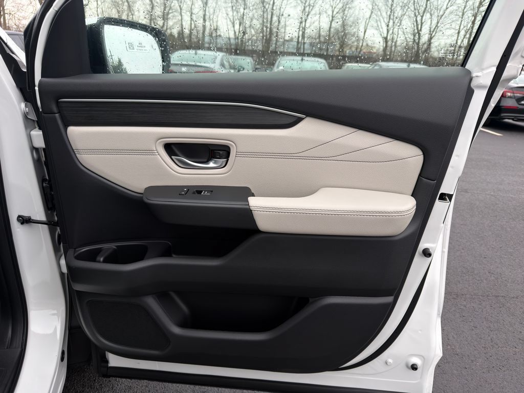 New 2026 Honda Pilot Touring image 28
