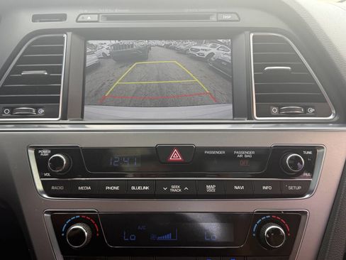 Used 2015 Hyundai Sonata Limited w/ Option Group 05 image 25
