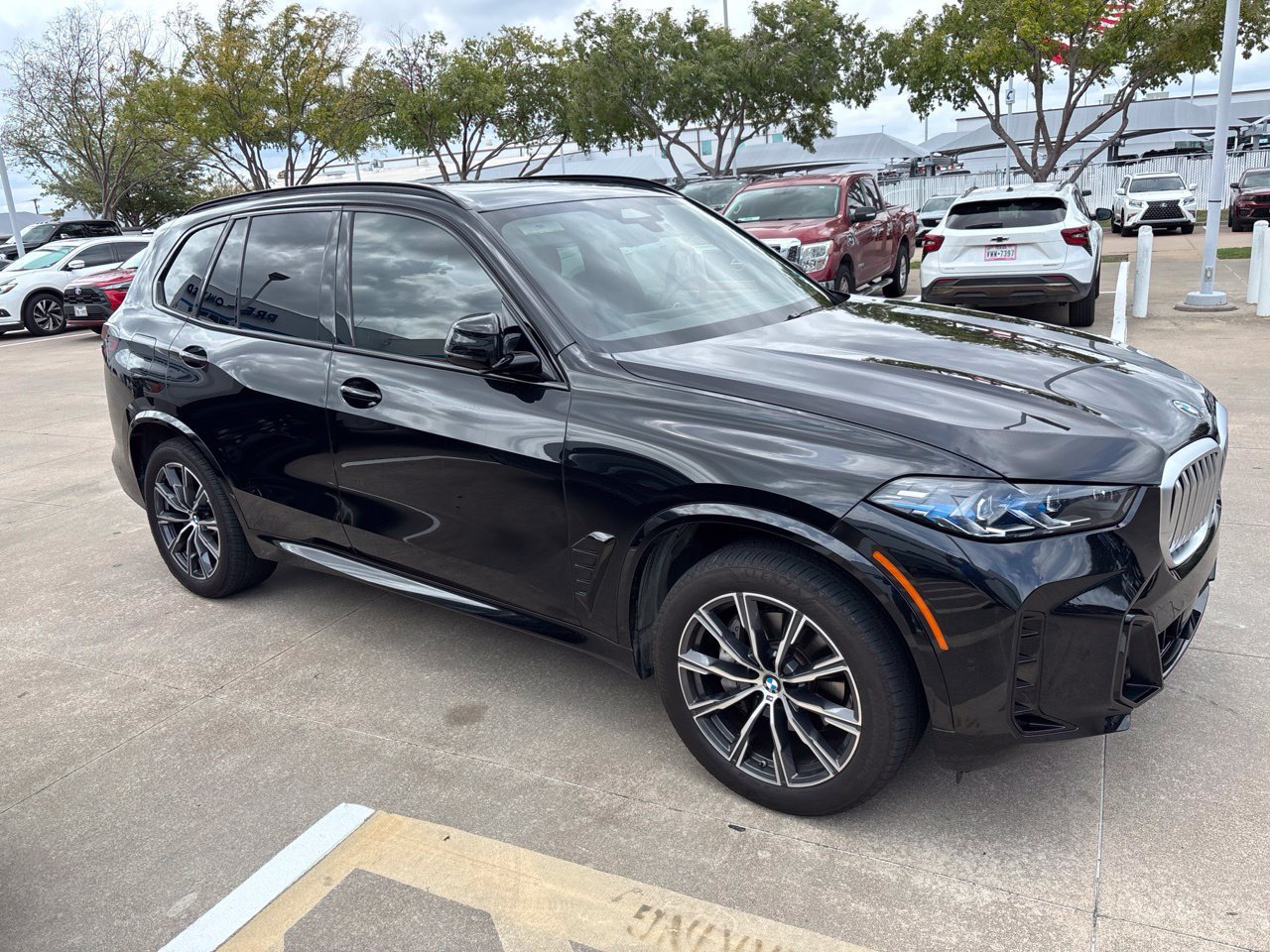 Used 2026 BMW X5 sDrive40i w/ M Sport Package RWD image 5