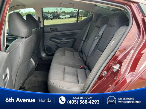 Used 2024 Nissan Altima 2.5 SV FWD image 17