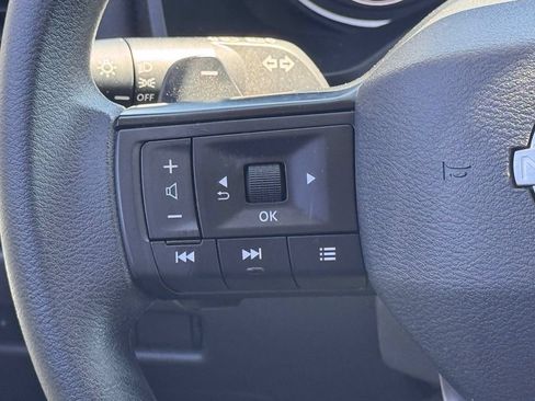 Certified 2025 Nissan Rogue S FWD image 15