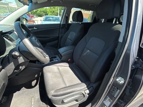 Used 2018 Hyundai Tucson SE FWD image 9