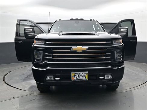 Used 2022 Chevrolet Silverado 3500 High Country image 31