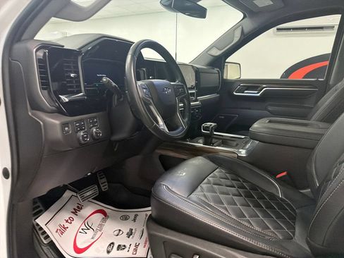 Used 2022 Chevrolet Silverado 1500 RST w/ All Star Edition Plus AWD/4WD image 11