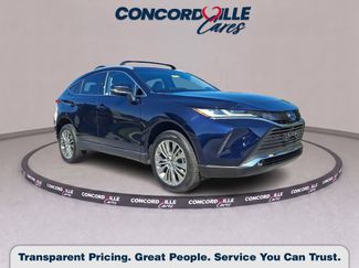 Used 2023 Toyota Venza Limited AWD/4WD video 1