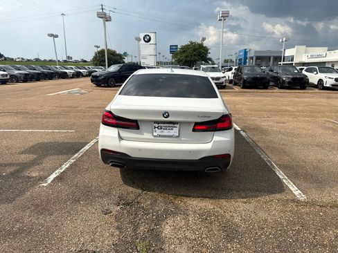 Used 2023 BMW 540i w/ M Sport Package RWD image 6