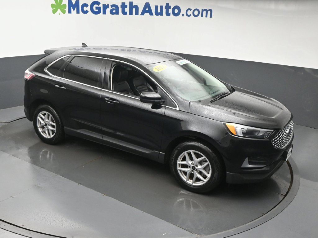 Used 2024 Ford Edge SEL AWD/4WD image 3