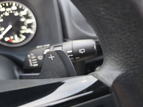 Certified 2023 Nissan Rogue SV image 32