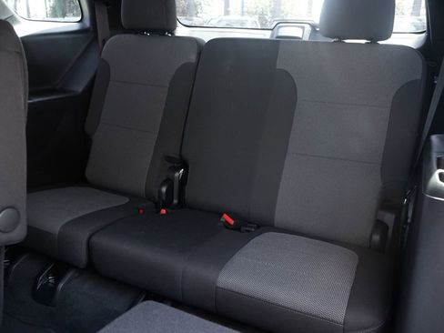 Used 2023 Chevrolet Traverse LT FWD image 36