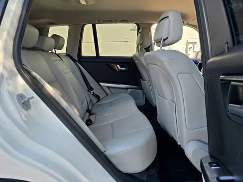 Used 2014 Mercedes-Benz GLK 350 2WD image 39