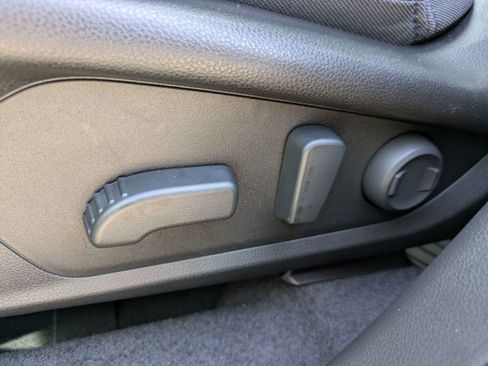 Certified 2025 Subaru Forester Premium w/ Protection Package image 20