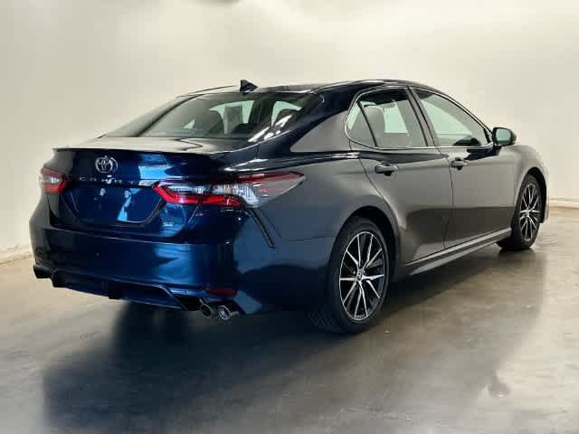 Used 2021 Toyota Camry SE FWD image 21