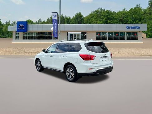 Used 2020 Nissan Pathfinder S AWD/4WD image 9