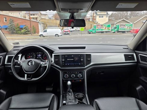 Used 2018 Volkswagen Atlas SE image 19