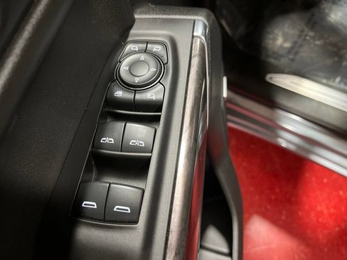 Certified 2021 Chevrolet Silverado 1500 LTZ AWD/4WD image 14