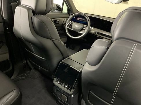 New 2026 Cadillac Vistiq Luxury image 29