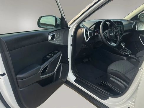 Used 2020 Kia Soul LX FWD image 22