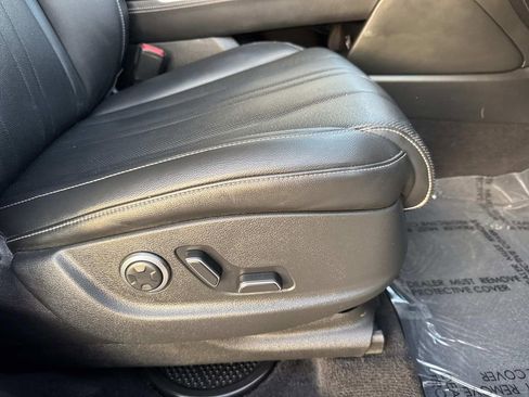 Used 2024 Genesis GV80 2.5T image 12