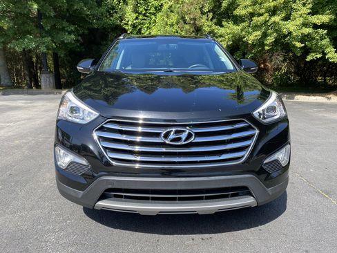 Used 2016 Hyundai Santa Fe SE w/ Option Group 03 FWD image 3