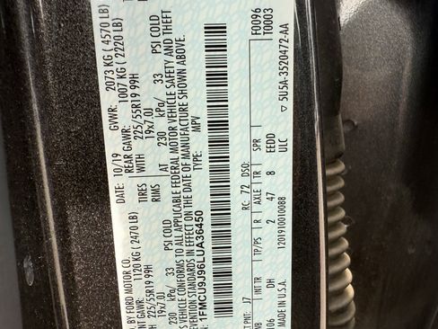 Used 2020 Ford Escape Titanium image 31