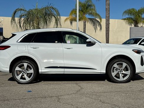 New 2025 Audi Q5 Premium Plus image 3