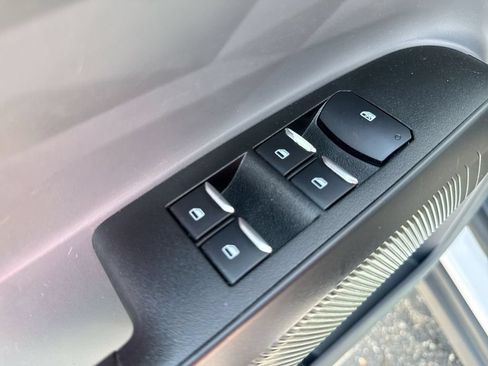 Used 2022 Ford Maverick XL FWD image 13