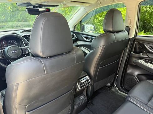 Used 2023 Subaru Ascent Limited AWD/4WD image 25
