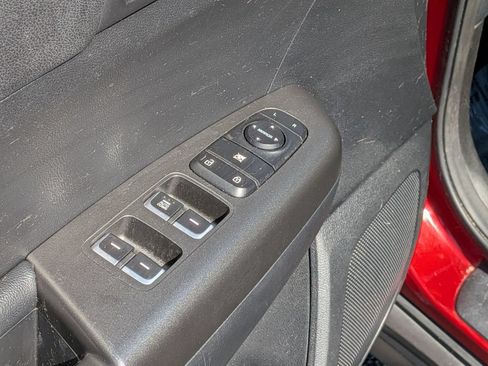 Used 2018 Kia Sportage LX AWD/4WD image 16