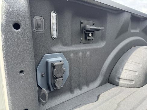 Used 2021 Ford F350 Lariat w/ Lariat Value Package image 6