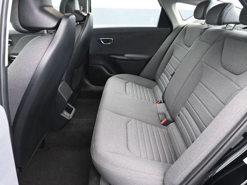 Used 2025 Kia K4 EX FWD image 26