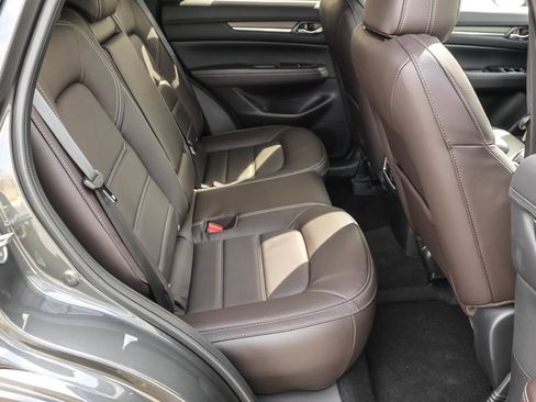 New 2025 MAZDA CX-5 Signature image 39