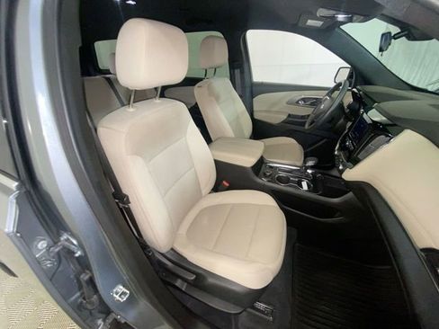 Certified 2023 Chevrolet Traverse LS FWD image 14
