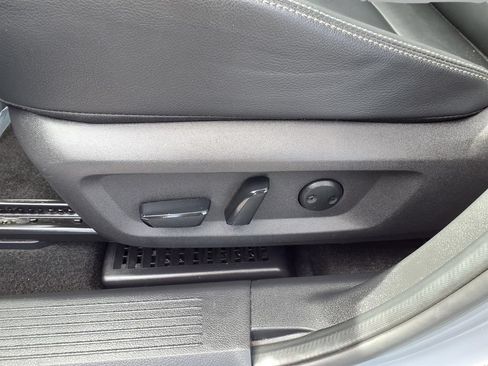 Used 2021 Nissan Rogue SL w/ Premium Package FWD image 21