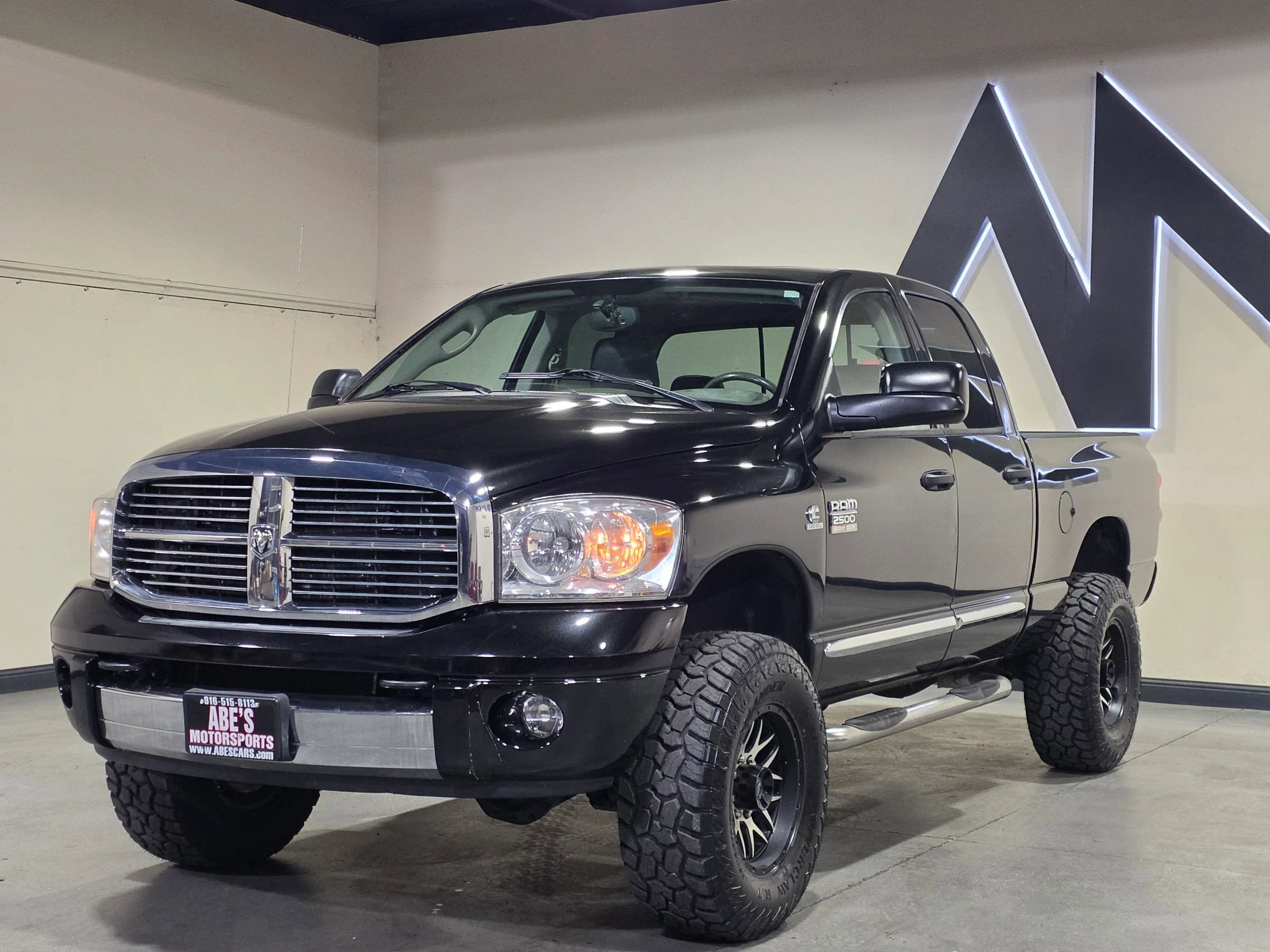 Used 2007 Dodge Ram 2500 Truck Laramie AWD/4WD image 1