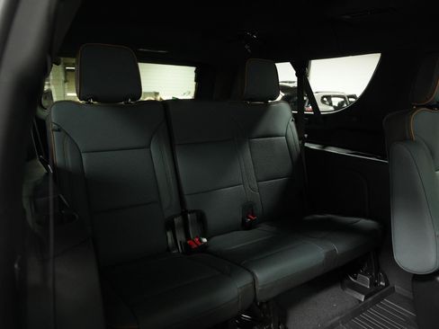 New 2026 GMC Yukon XL AT4 w/ AT4 Premium Plus Package AWD/4WD image 17