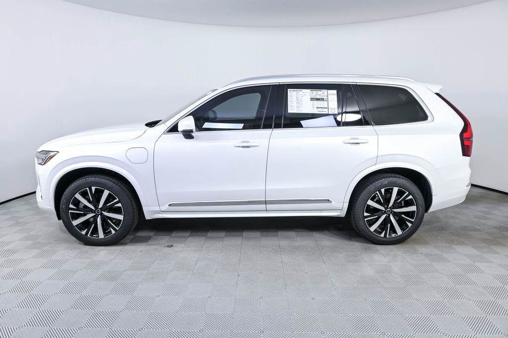 New 2026 Volvo XC90 T8 Core w/ Protection Package AWD/4WD image 2