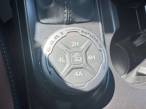 Used 2024 Ford Bronco Outer Banks w/ Sasquatch Package AWD/4WD image 15