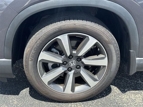 Used 2024 Honda Pilot Elite image 11