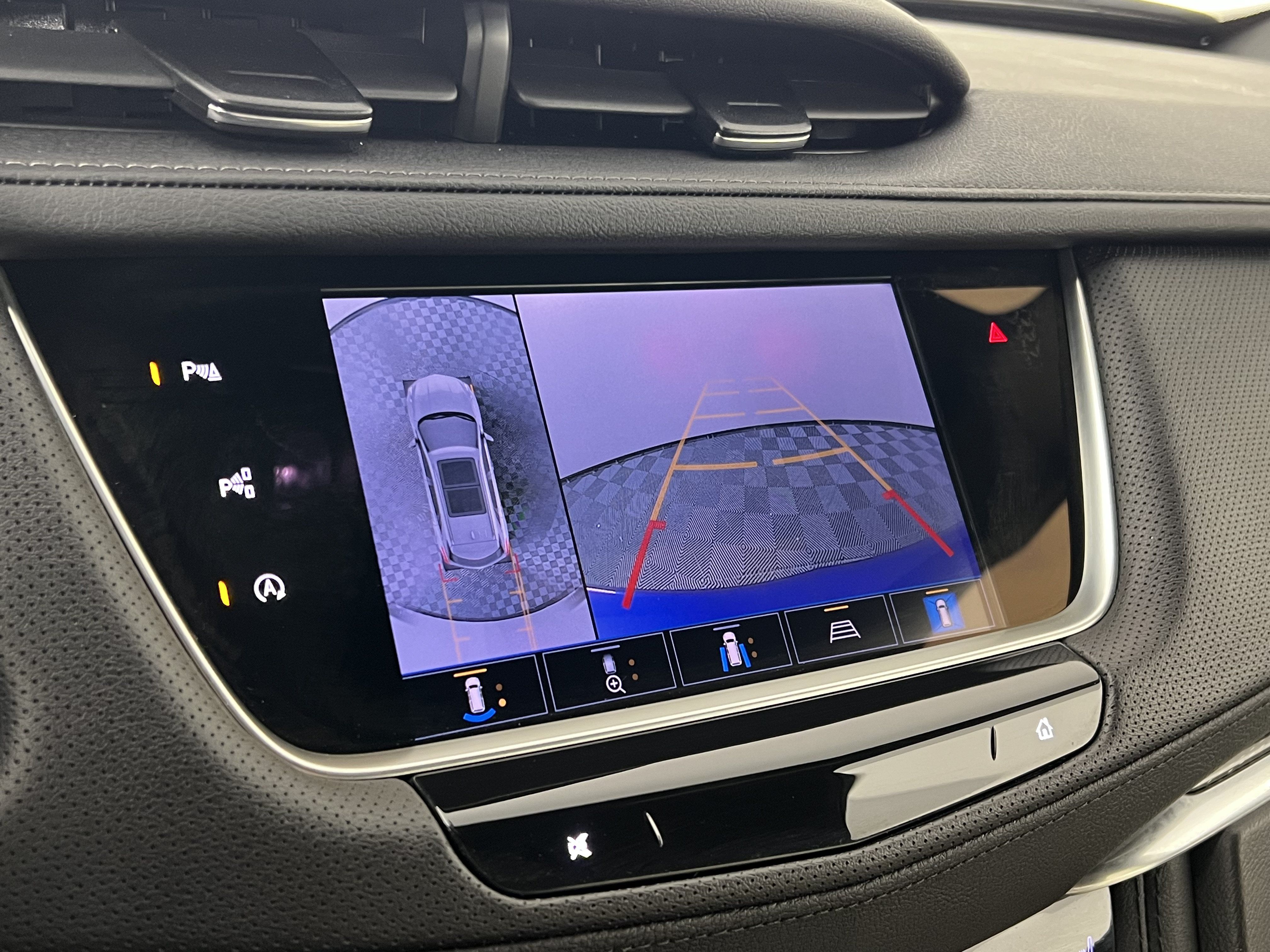 Used 2023 Cadillac XT5 Sportv w/ Technology Package AWD/4WD image 31