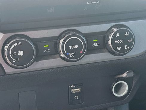 Used 2019 Toyota Tacoma SR w/ SR Convenience Package RWD image 16