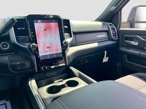 New 2026 RAM 3500 Big Horn AWD/4WD image 22